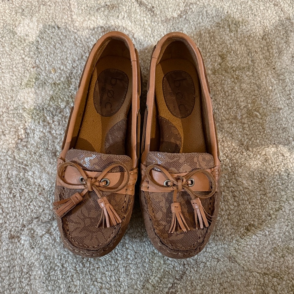 b.o.c. Women's Moccasins in Brown and Tan